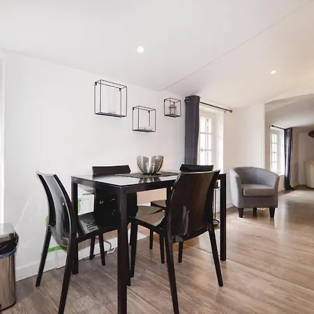 Beautiful In Bastia W/ Wifi And 1 Bedrooms דירה *